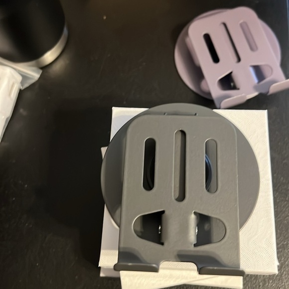 New Aluminum Mobile Phone Stand - Picture 14 of 14